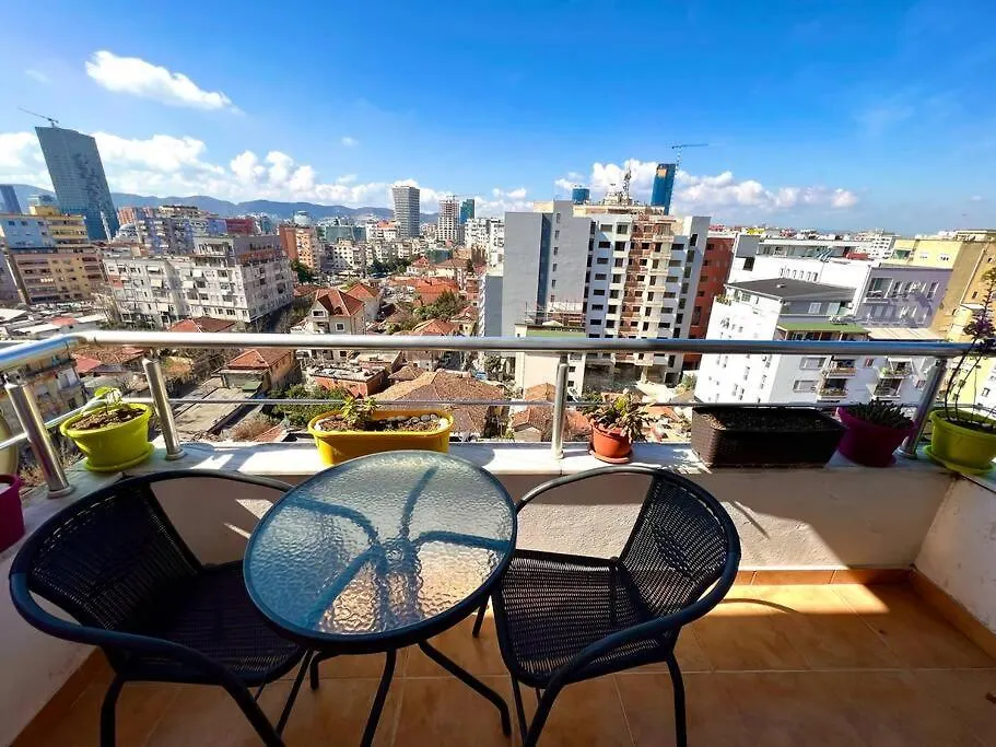 Central Tirana Flat Near Bazaar Appartement